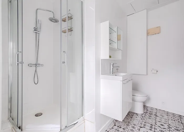 24 Madrid - Saint-lazare 6p Paris